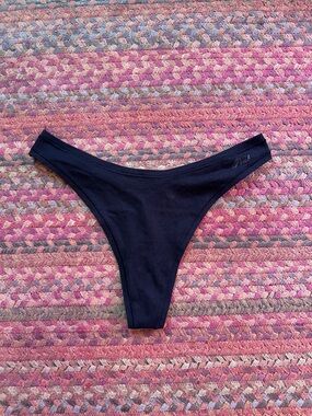 NWT VICTORIAS SECRET PINK COTTON STRECH THONG